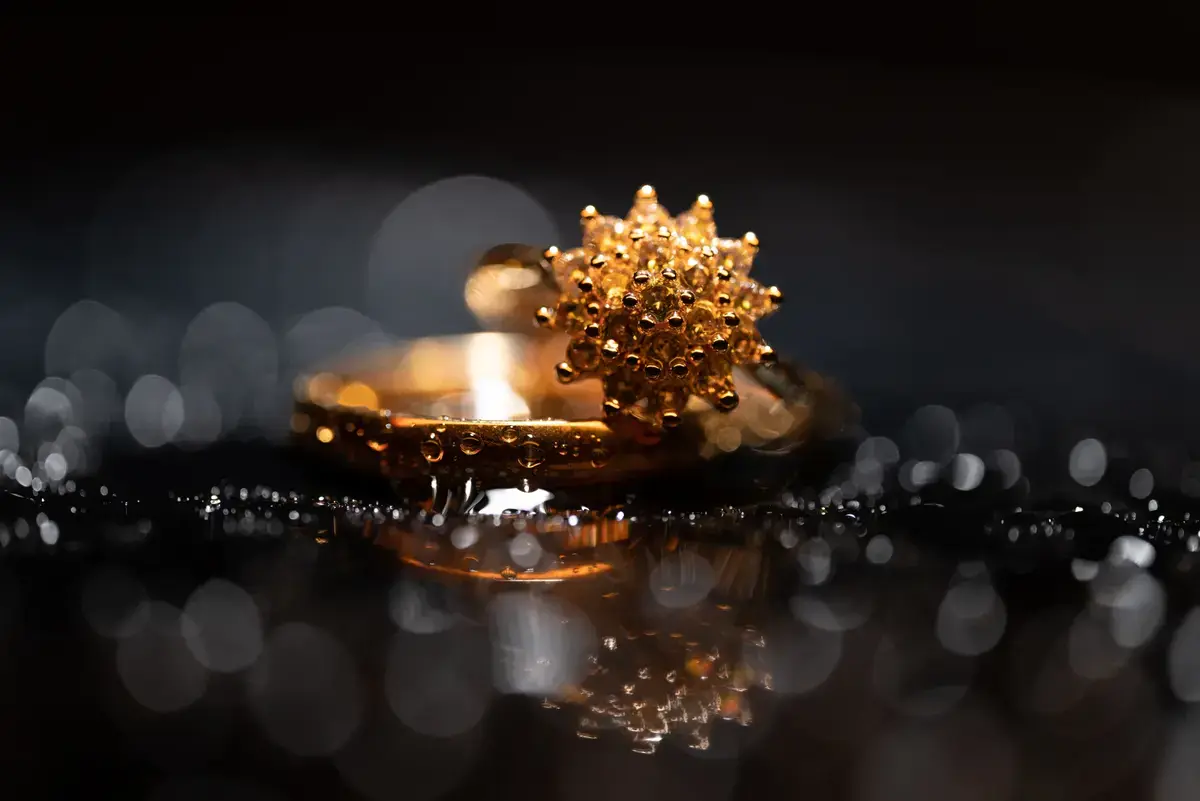 GoldAgo specialist evaluating a diamond engagement ring