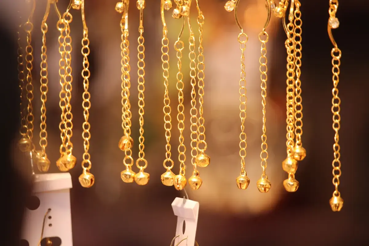 Estate gold jewelry sold and paid out at GoldAgo Toronto precious metals dealer