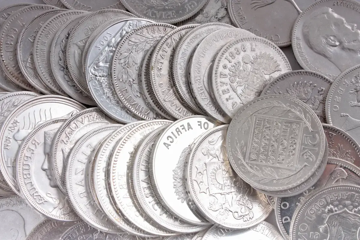 World ancient coins Toronto - Roman and world coin dealer assessment
